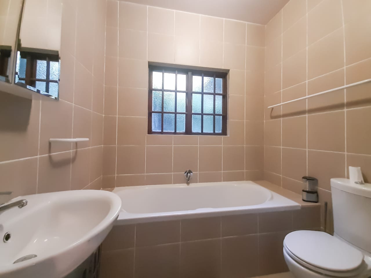 WhatsApp Image 2021-10-23 at 17.20.21